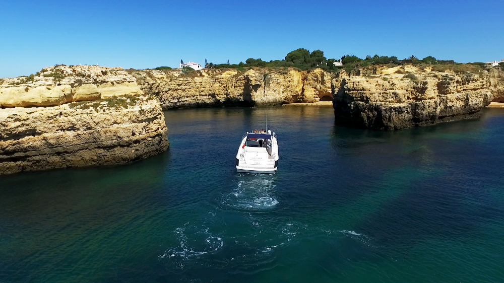 Algarve Luxury Cruise - Vilamoura Yacht Charter