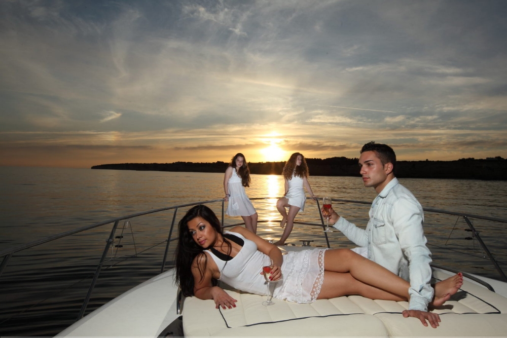 Luxury Sunset Cruise - Vilamoura Yacht Charter